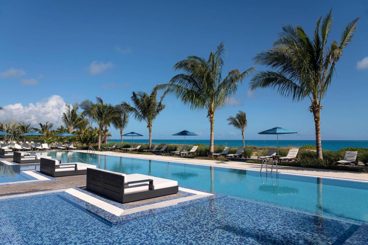 ホテル The Ritz-Carlton, Turks & Caicos グレイス・ベイ エクステリア 写真