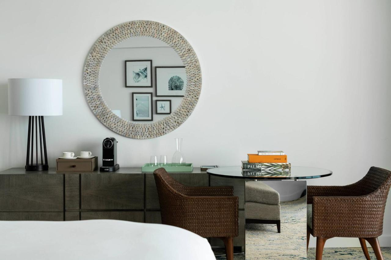 ホテル The Ritz-Carlton, Turks & Caicos グレイス・ベイ エクステリア 写真