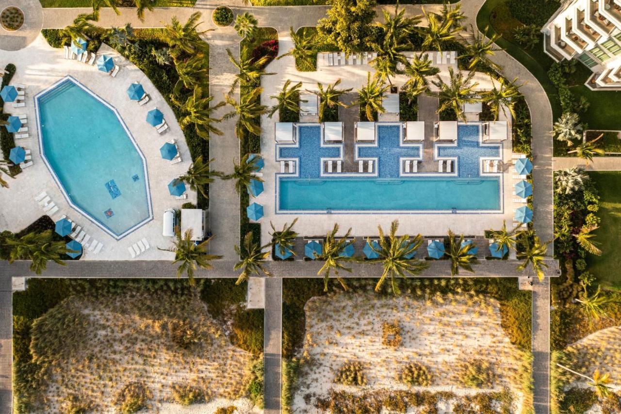 ホテル The Ritz-Carlton, Turks & Caicos グレイス・ベイ エクステリア 写真