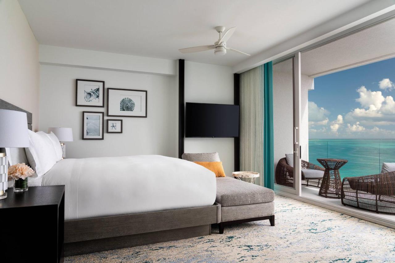 ホテル The Ritz-Carlton, Turks & Caicos グレイス・ベイ エクステリア 写真