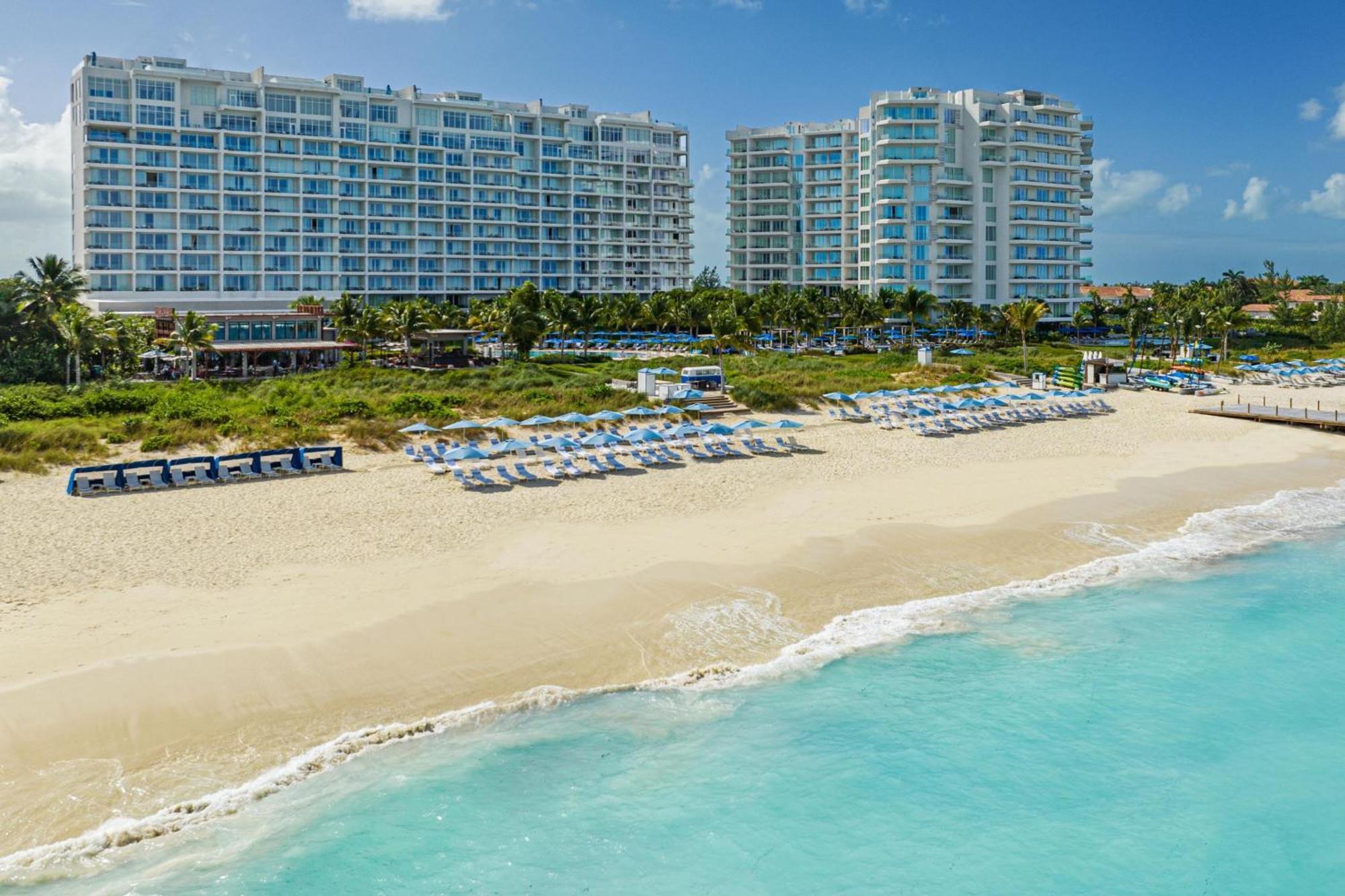 ホテル The Ritz-Carlton, Turks & Caicos グレイス・ベイ エクステリア 写真