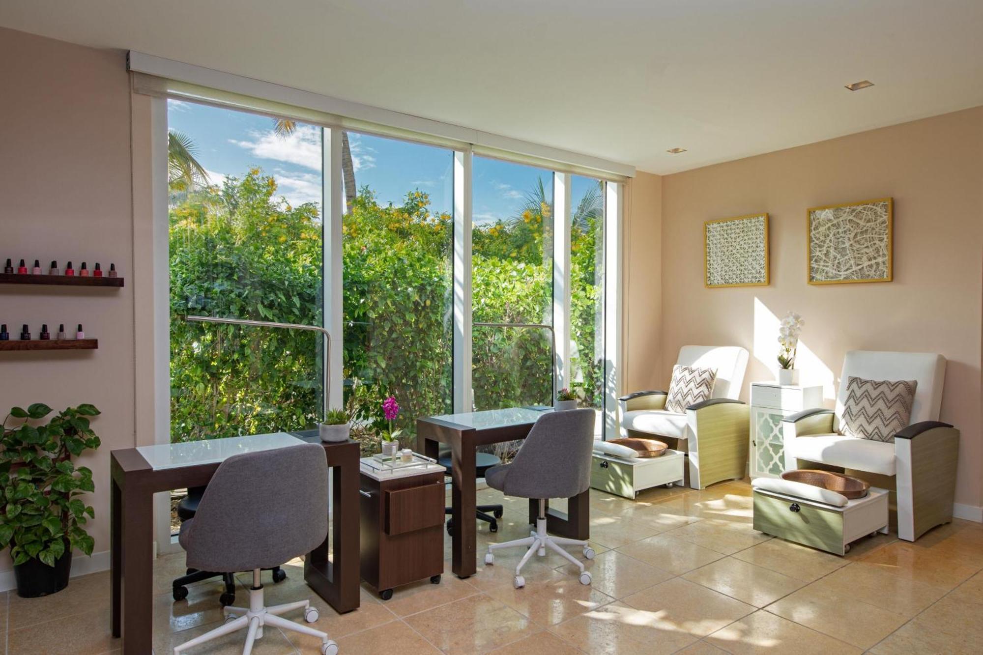 ホテル The Ritz-Carlton, Turks & Caicos グレイス・ベイ エクステリア 写真