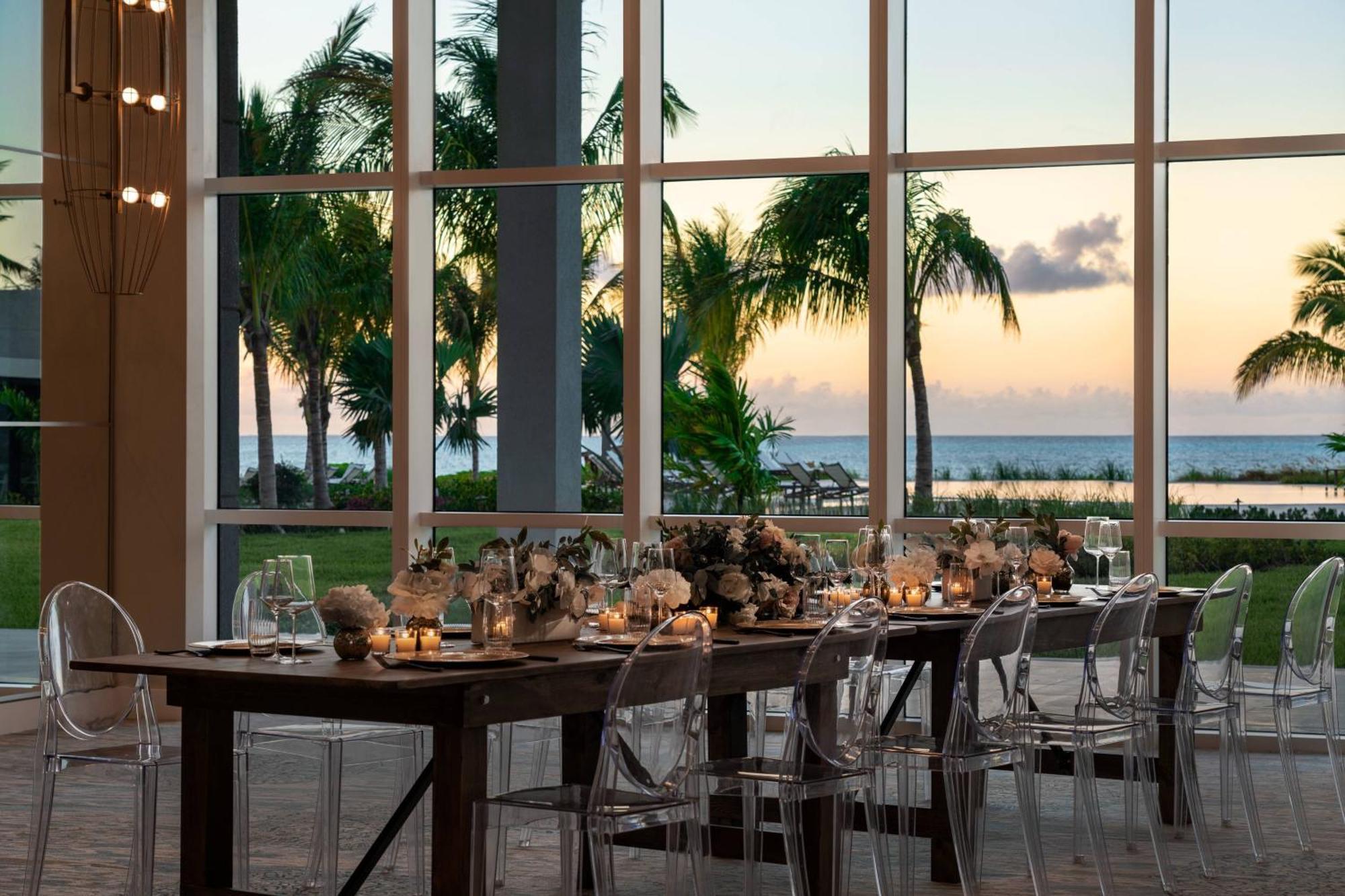 ホテル The Ritz-Carlton, Turks & Caicos グレイス・ベイ エクステリア 写真
