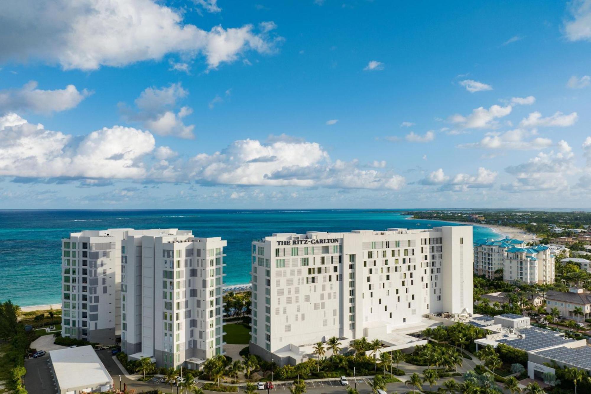 ホテル The Ritz-Carlton, Turks & Caicos グレイス・ベイ エクステリア 写真